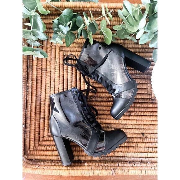B1G2 FREE 🍁 Shoe Dazzle Black Clear Lace Ankle Boots Size 9 Chunky Platform - Picture 2 of 10